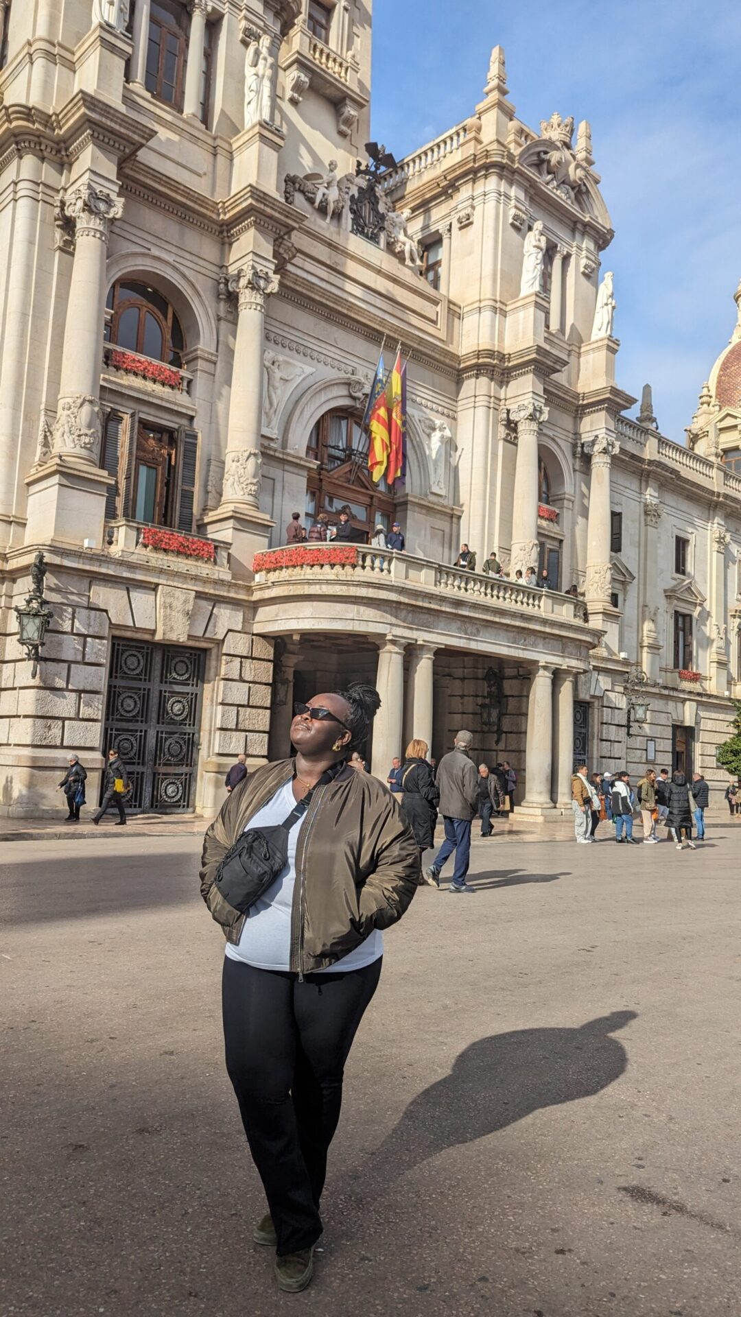 Beis Sports Sling in Valencia, Spain Packing list for women